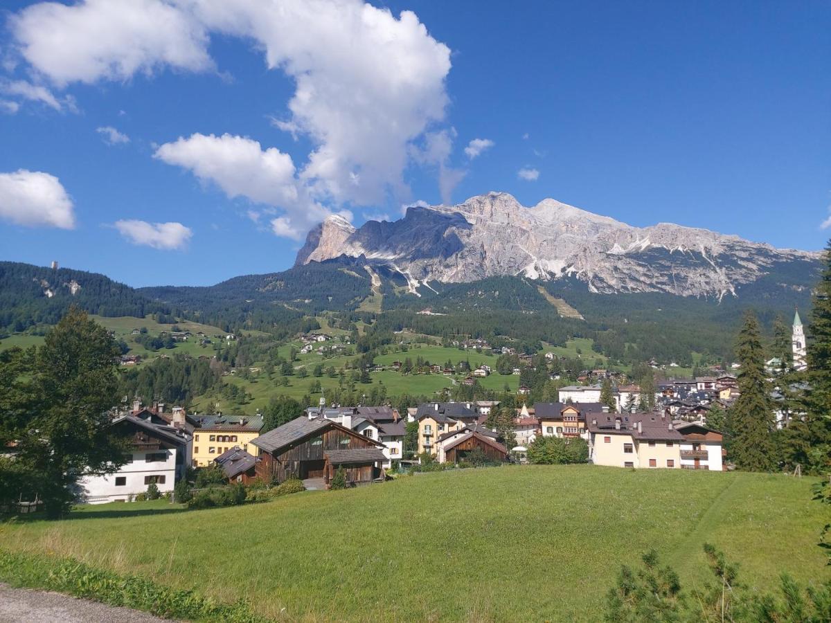 Appartamento Cortina 1956 Cortina dʼAmpezzo Dış mekan fotoğraf